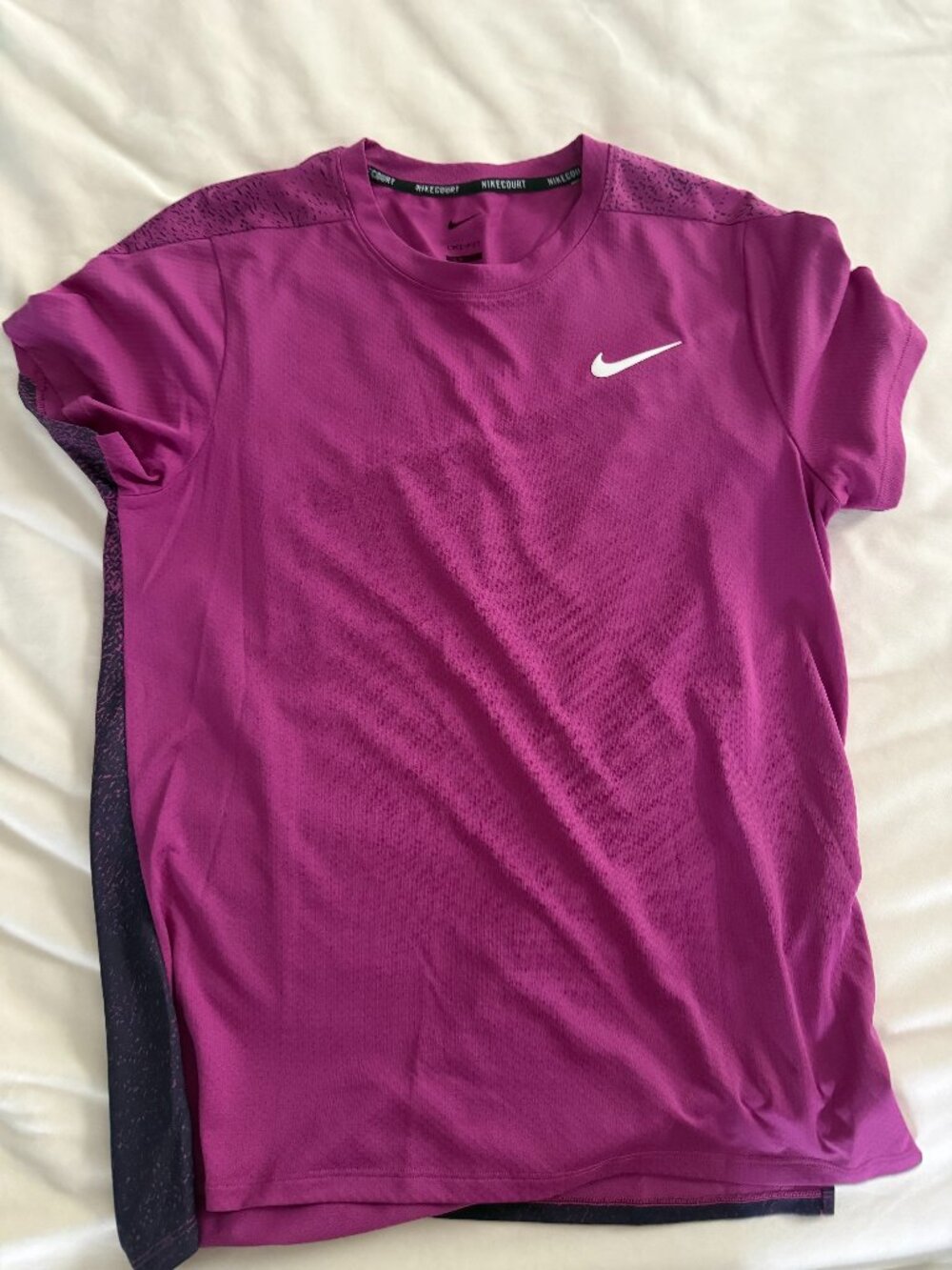 Nike Women's Golf or Tennis Shirt (Size Medium)
